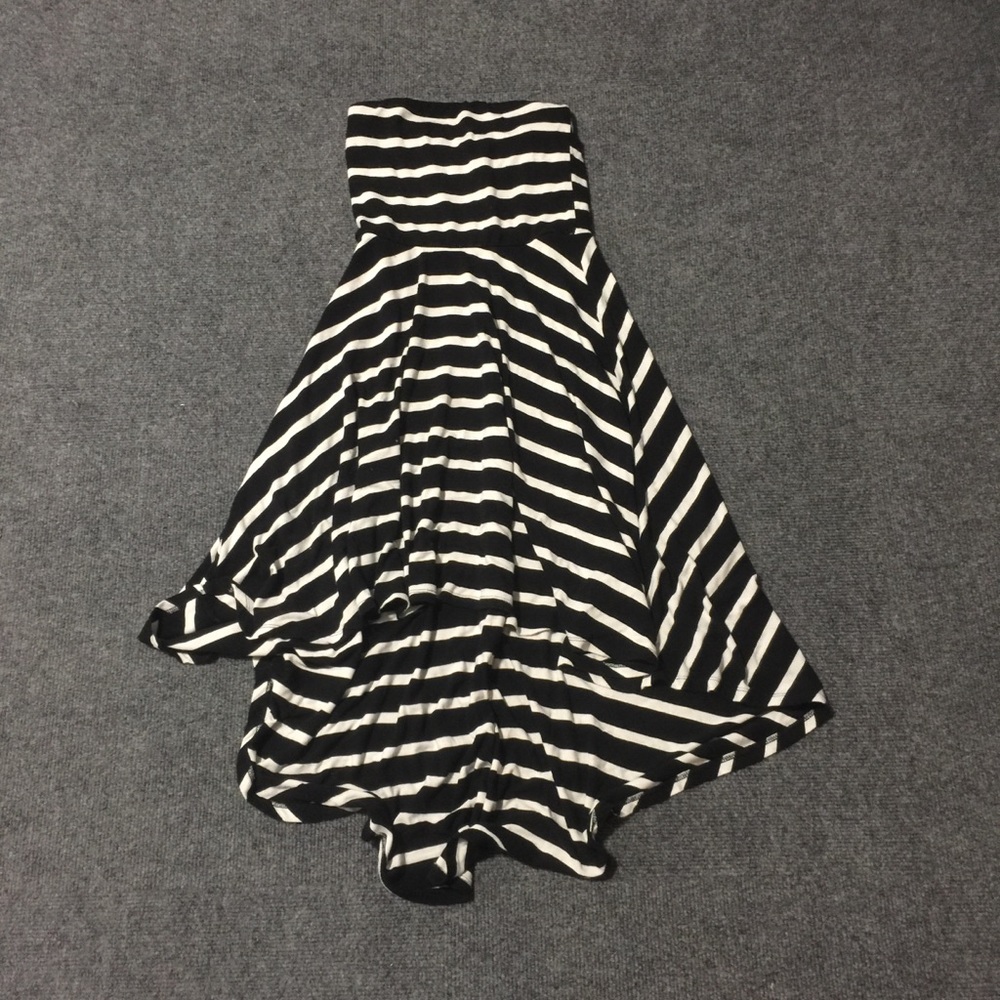 Strapless B&W Striped Dress | Studio Y